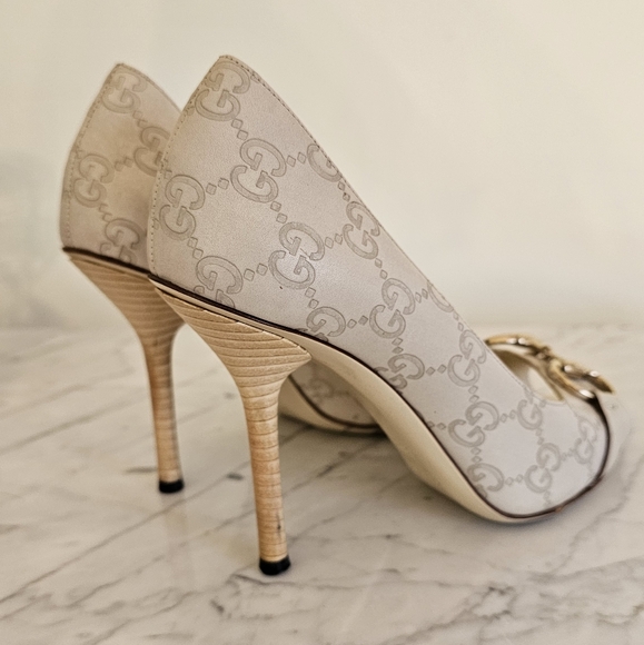 Size 36C | Gucci Authentic open-toe heels in ivory - Picture 8 of 8